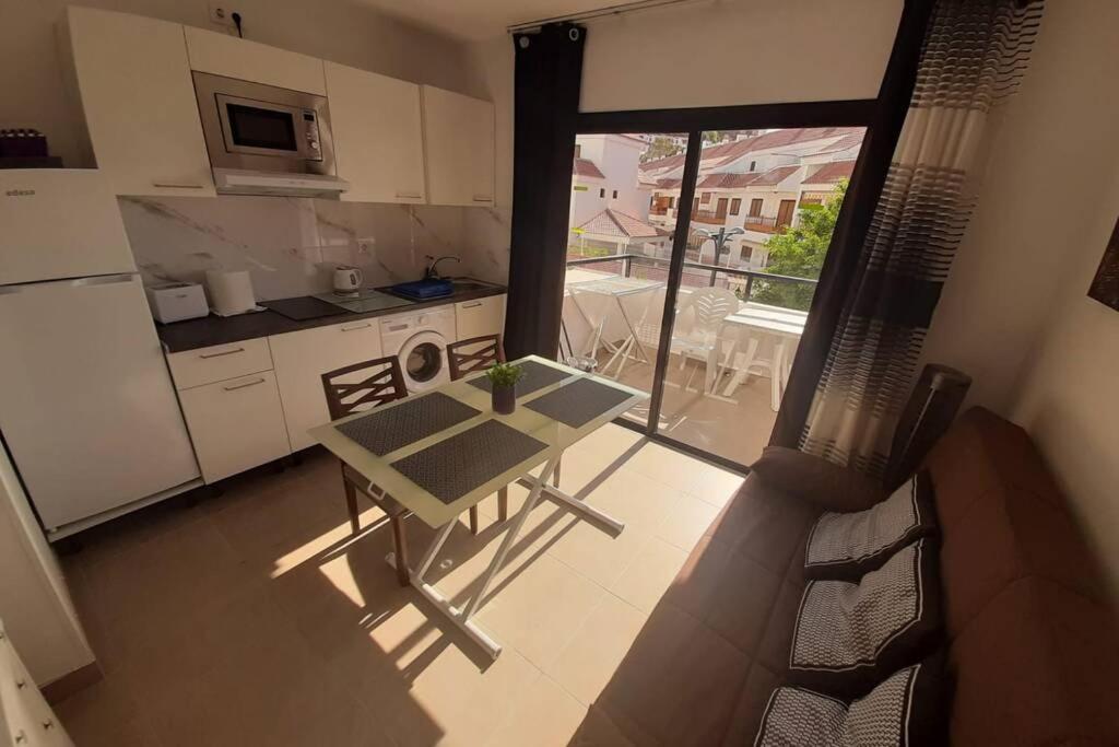 Apartment Near The Beach Playa de las Américas Exterior foto